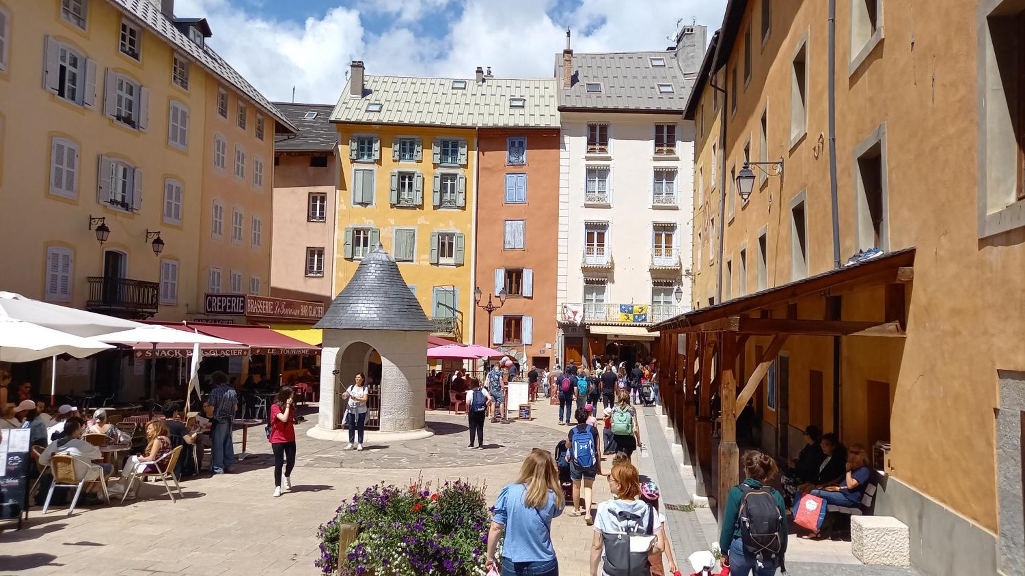 Appartement De Charme Le 1707 Au Coeur De La Cite Vauban Briançon Zewnętrze zdjęcie